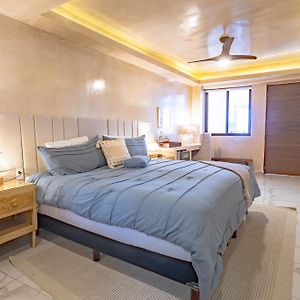 Habitación Estándar con Cama Queen